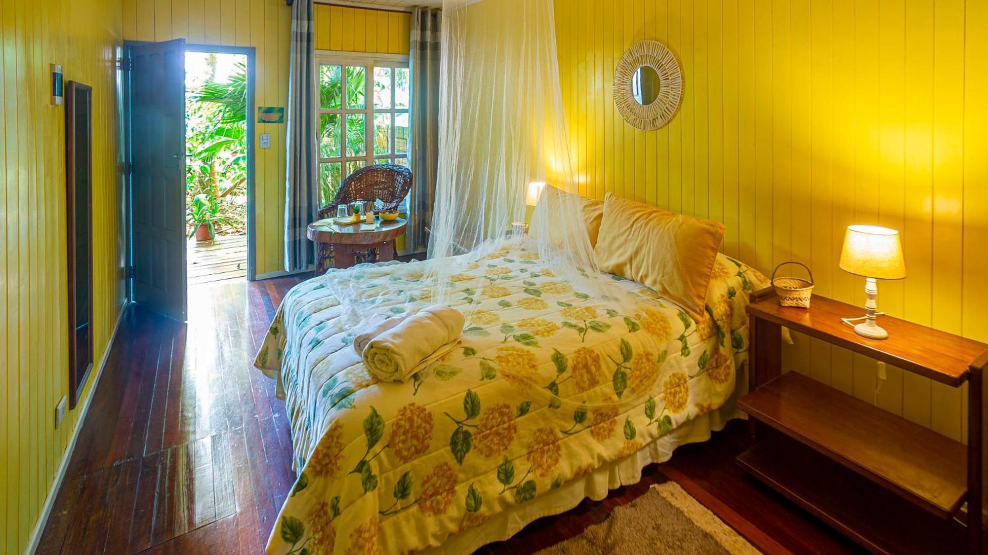 Secret Garden Iguazu Bed & Breakfast Пуерто Игуасу Екстериор снимка