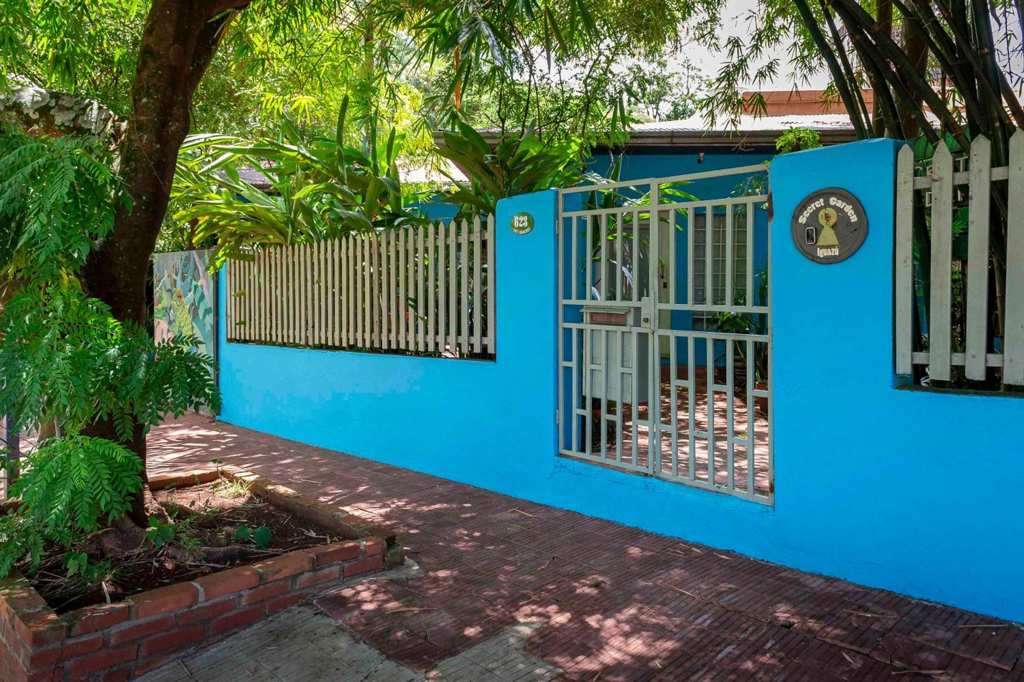 Secret Garden Iguazu Bed & Breakfast Пуерто Игуасу Екстериор снимка